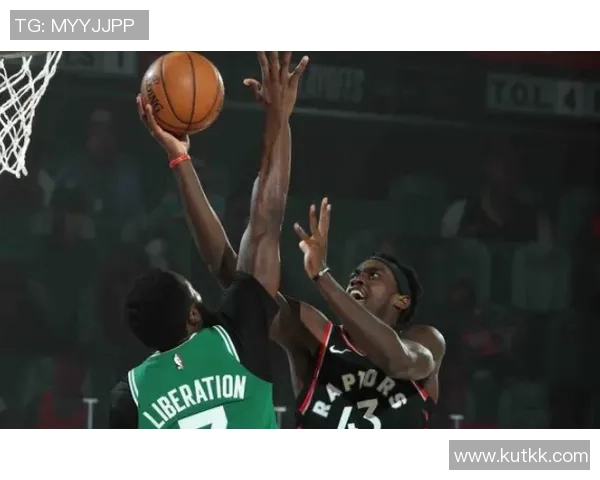 猛龙与凯尔特人G3下半场精彩对决分析与战术解读